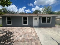 Building Photo - 12113 Fuller Ln