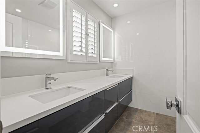 Building Photo - 2603 Rockefeller Ln