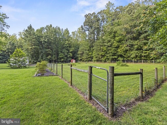 Building Photo - 43439 Little Cliffs Rd