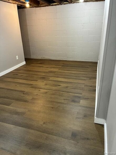 Building Photo - 836 Miller Ave