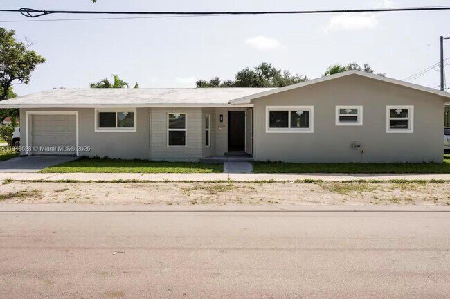Building Photo - 2260 Charleston St
