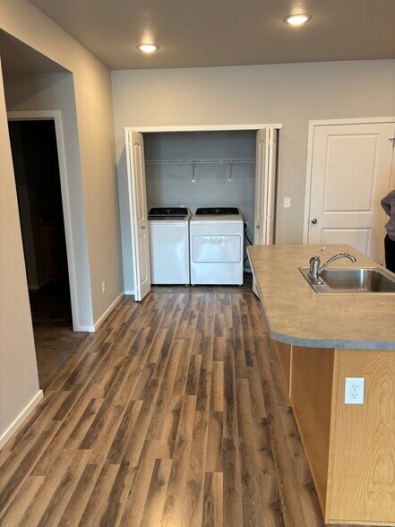 Building Photo - 2940 Kincaid Dr