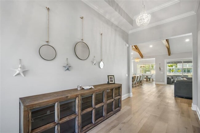 Building Photo - 718 Pinckney Dr