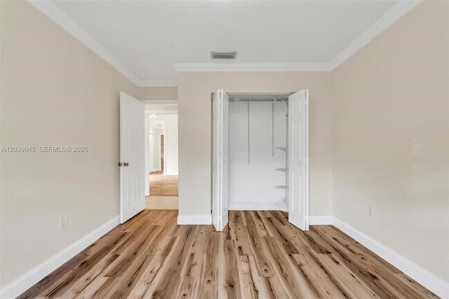 Building Photo - 15311 SW 52nd Terrace