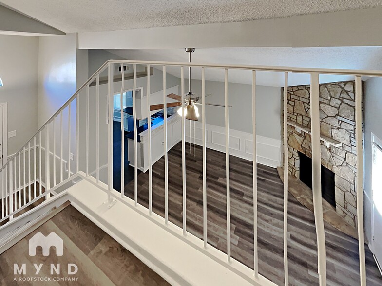 Building Photo - 4628 Feathercrest Dr