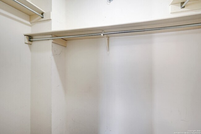 Building Photo - 13003 Beacon Park Dr