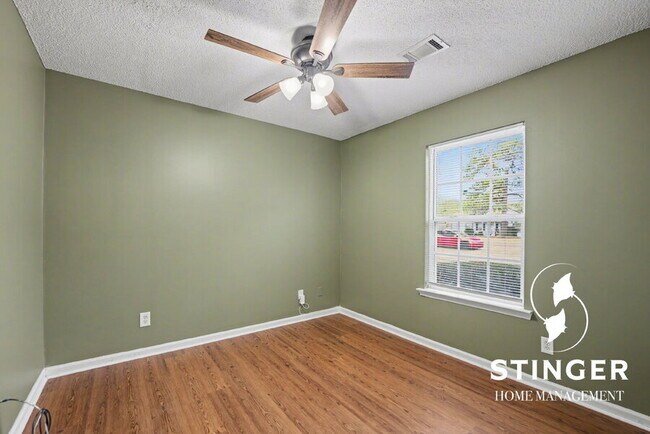 Building Photo - 6 Blacksmith Cir