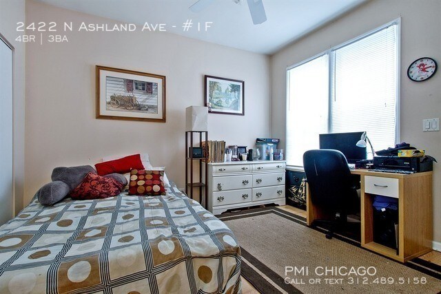 Building Photo - 2422 N Ashland Ave