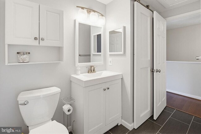 Building Photo - 9402 Granite Hill