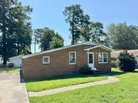 Building Photo - 806 Carolina St