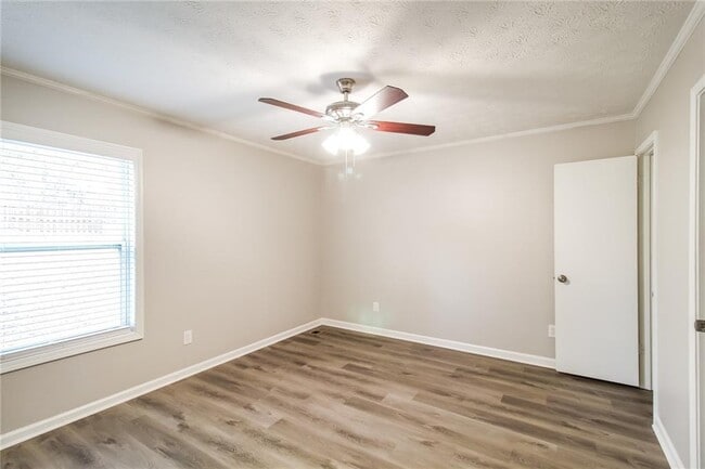 Building Photo - 2314 Tapanzee Ln