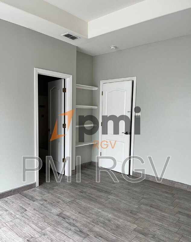 Building Photo - 205 S Baltic Ave