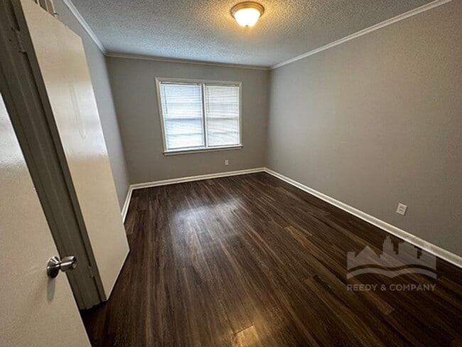 Building Photo - 3082 Overton Crossing St