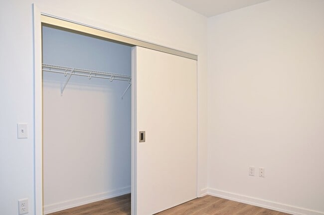 Floorplan - Interstate Flats