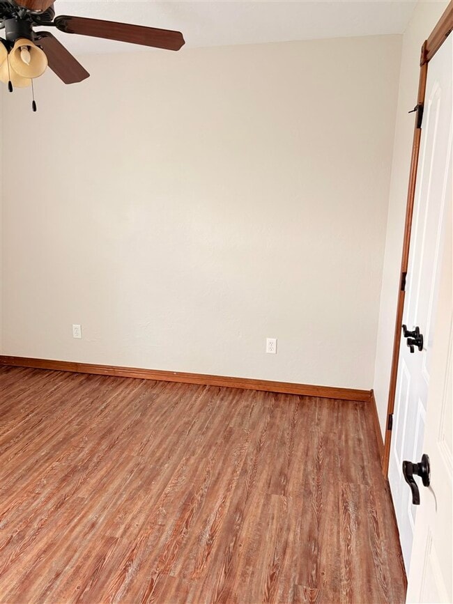 Building Photo - 1209 Alma Dr