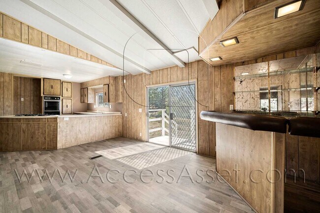 Building Photo - Lovely 2 Bed/2 Bath Manufactured Double-Wide Home In Anza!