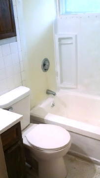 Building Photo - 1120 Northwood Dr N