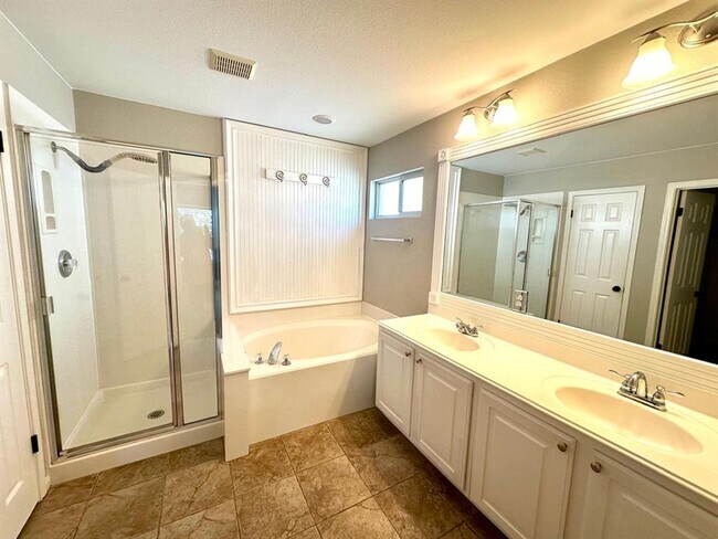 Building Photo - 15308 Morgan Creek Ct