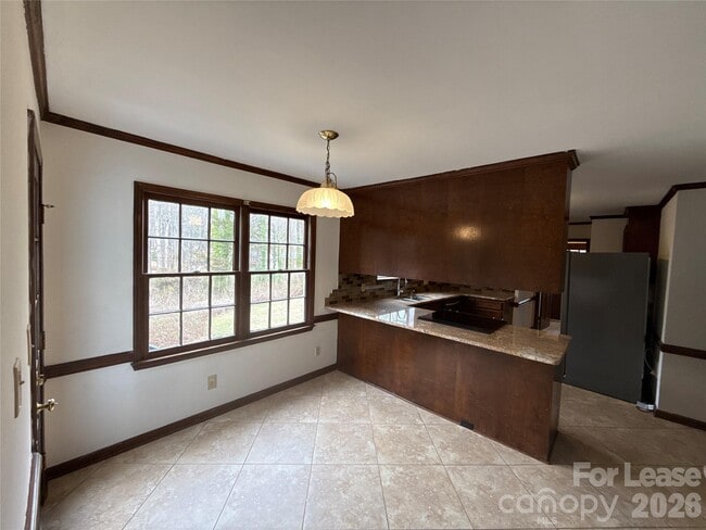 Building Photo - 14301 Hackamore Dr