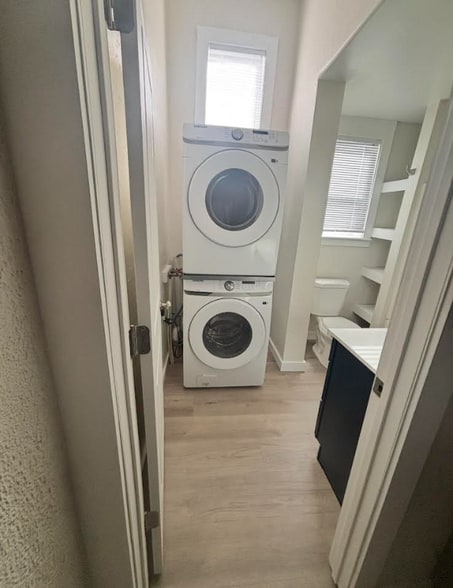 Building Photo - 654 S Colorado St