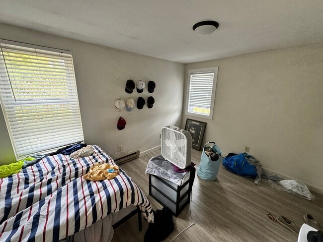 Building Photo - 310 Belchertown Rd