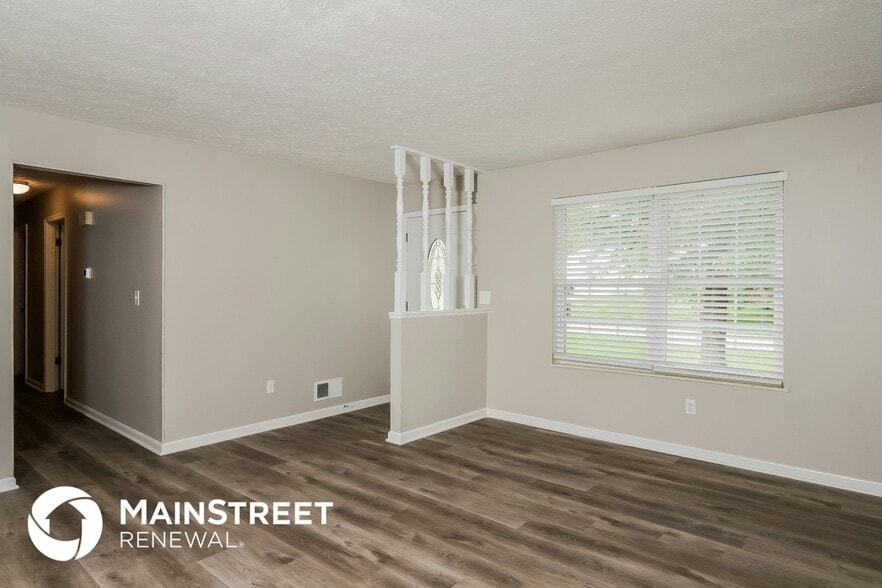 Building Photo - 7502 Stayman Way