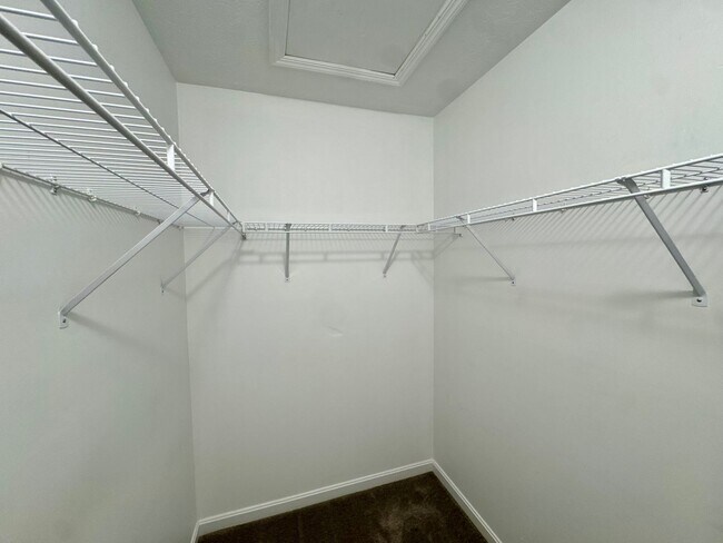 Building Photo - Move-In Ready Wexford Home Featuring Modern Updates and an Attached Two-Car