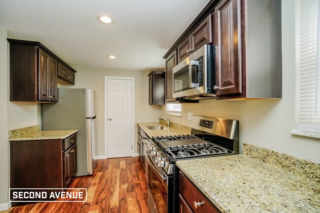 Building Photo - 588 Catskill Dr