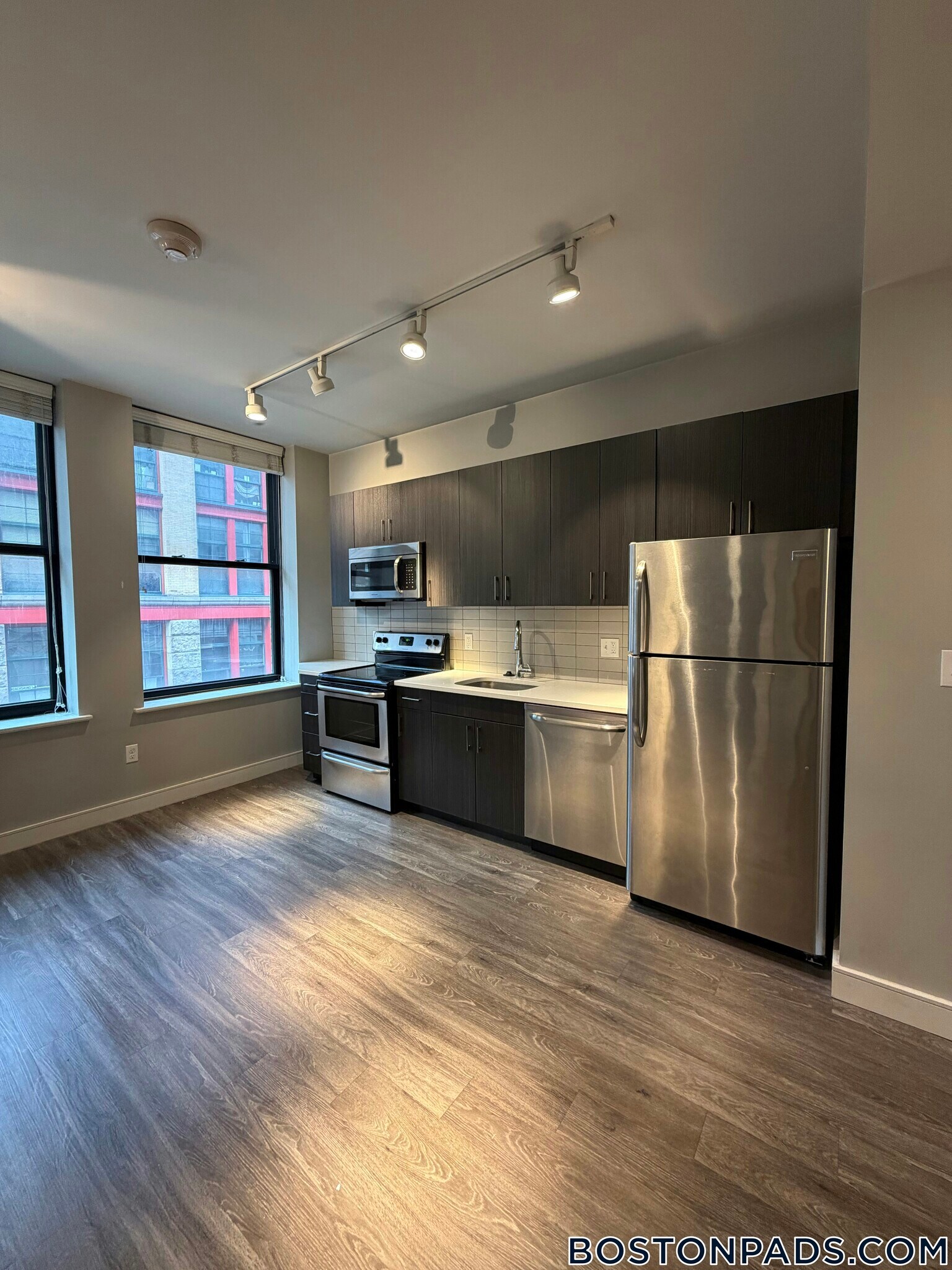 Building Photo - 23 Central Ave