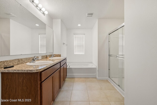 Building Photo - 4637 Amaca Bay Ln
