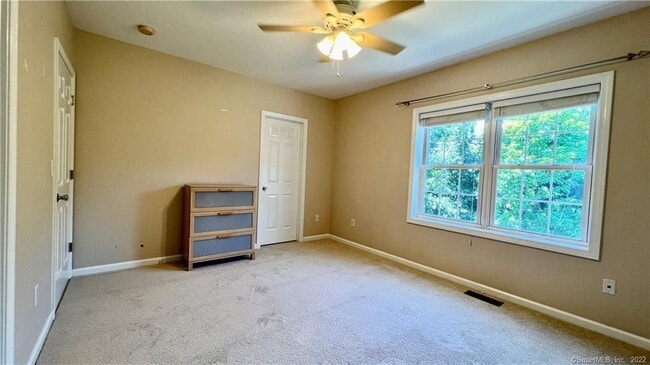 Building Photo - 3 Songbird Ln