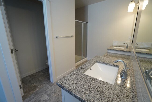 Building Photo - 3551 N Tansy Pl