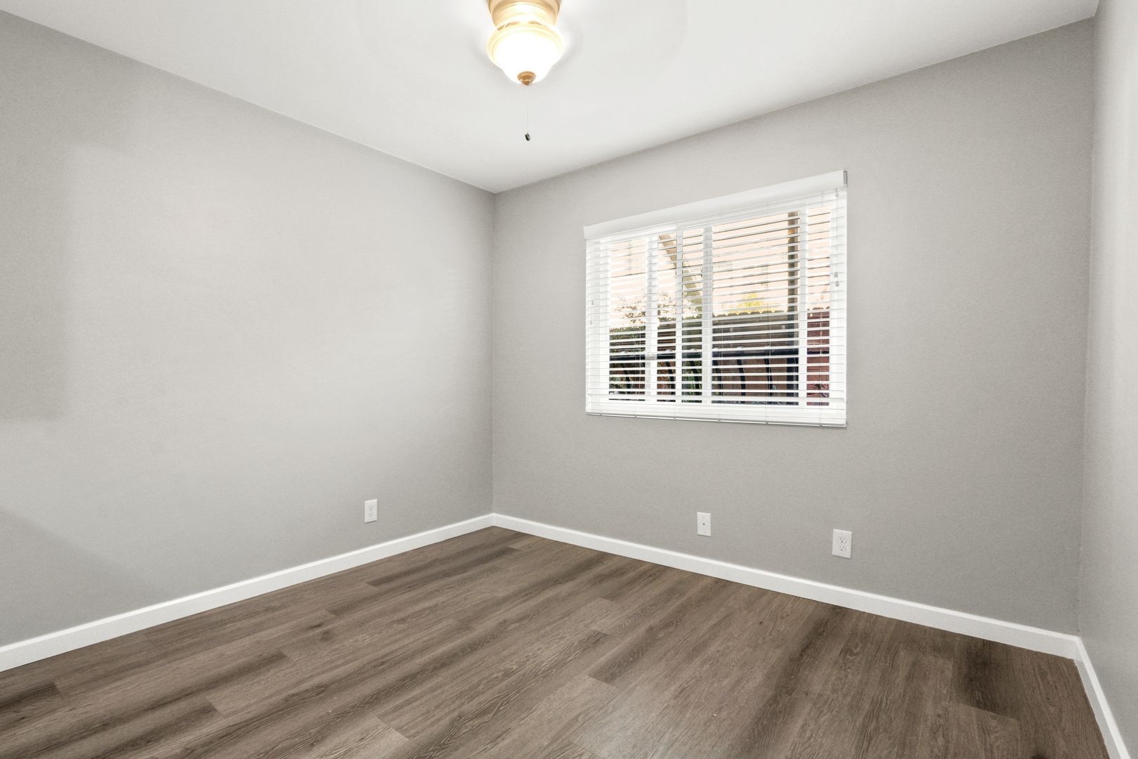 Building Photo - 1111 17th St