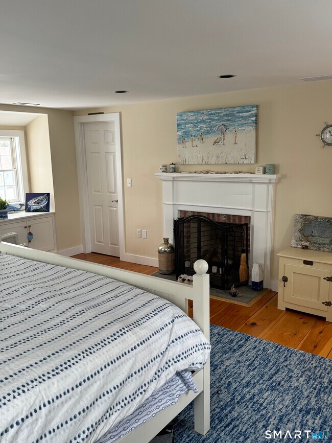 Building Photo - 84 Waterside Ln