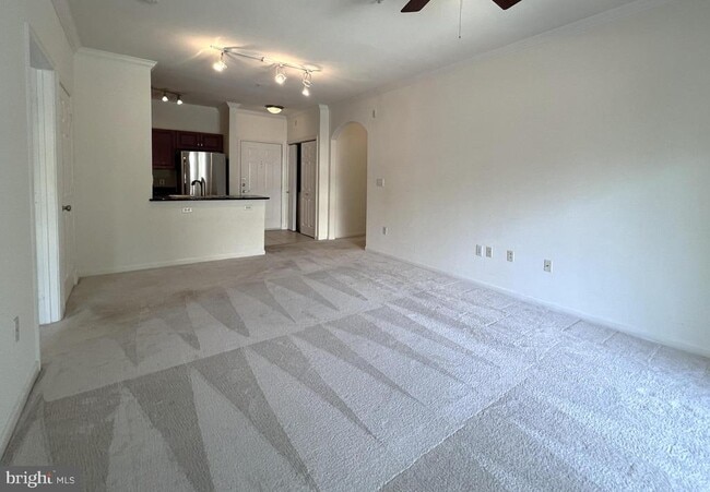 Building Photo - 12953 Centre Park Cir