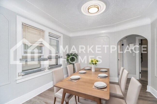 Building Photo - 20410 Hull St