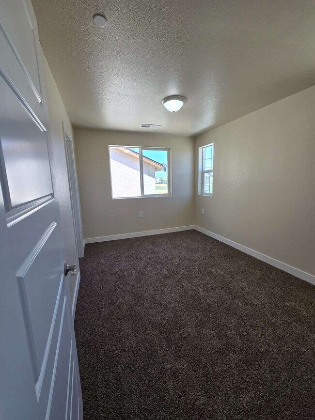 Building Photo - Welcome to an exquisite sanctuary of comfo...