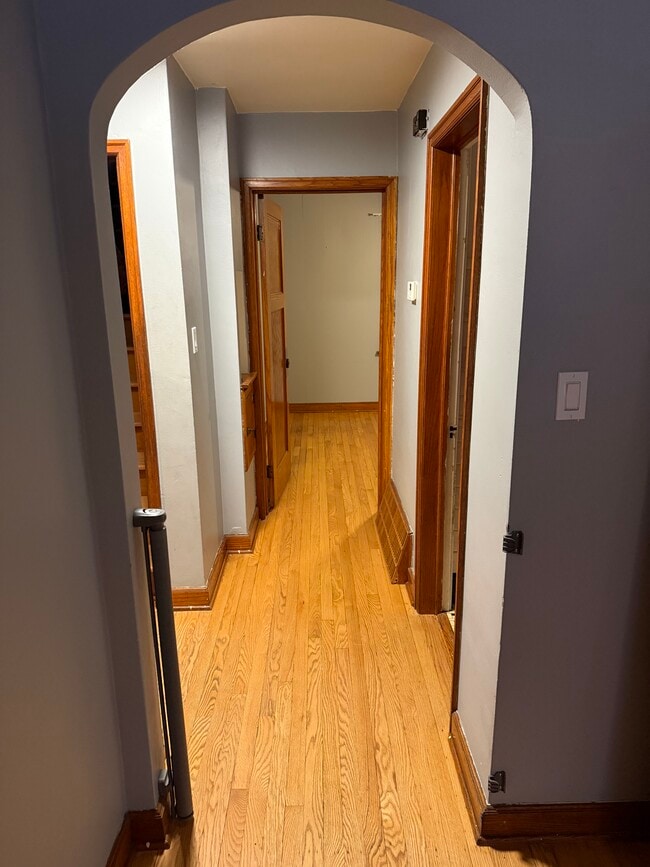 Building Photo - 1720 S 59th St