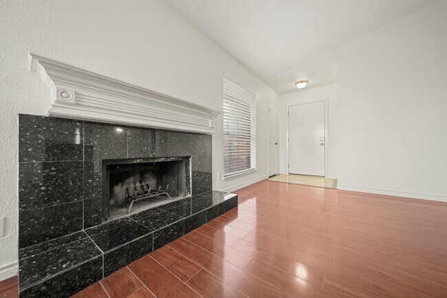 Building Photo - 8100 Cambridge St