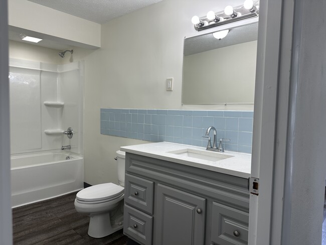 downstairs bathroom - 469 W Circle Dr