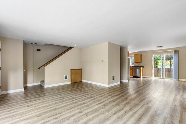 Building Photo - 17446 SE 82nd Dr