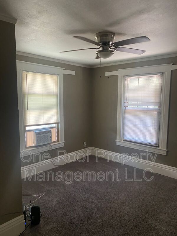Building Photo - 532 Cypress Ave