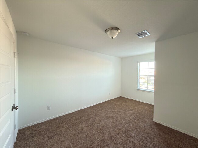 Building Photo - 5731 Tabula Rasa Dr