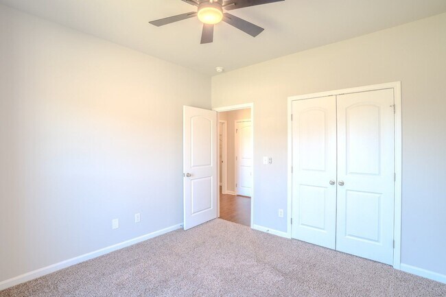 Building Photo - 14145 Lannister Ln