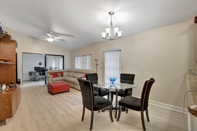 Building Photo - 8046 Summerview Terrace