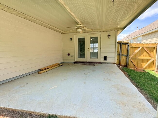 Building Photo - 1684 Hawthorne Ln