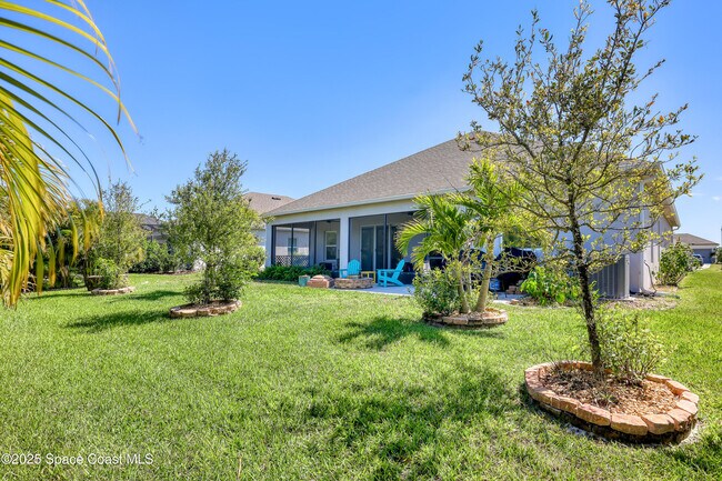 Building Photo - 4318 Lago Vis Dr