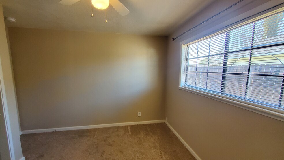 Building Photo - 1992 14th St