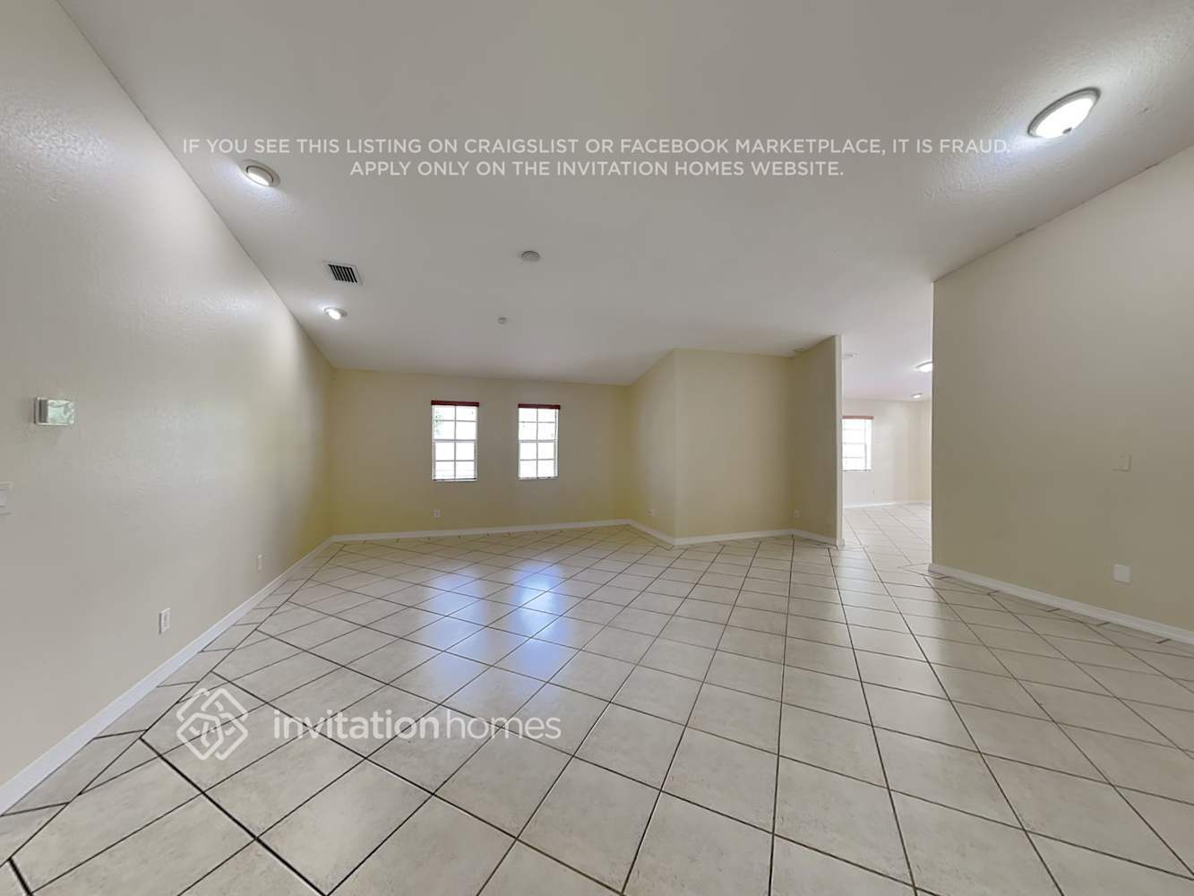 Building Photo - 14915 SW 139th Pl