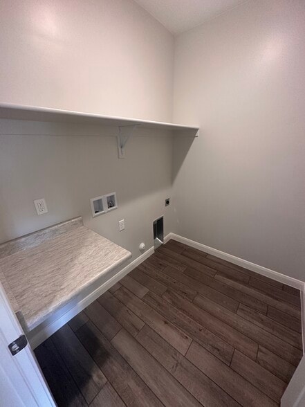 Building Photo - 2677 E Palm Cove Ave